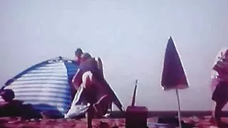 কুৎসিত বৃদ্ধ দুটি লো ...