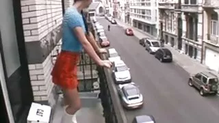 হিপনোটিকভাবে সুন্দর  ...