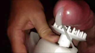 লুটিফুল স্লুট ভ্যানে ...