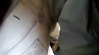 ছোট tits সঙ্গে ক্ষুধ ...