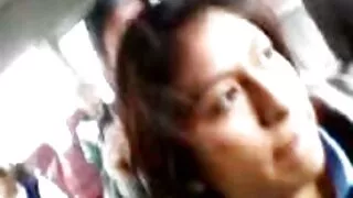 লুটিফুল স্বর্ণকেশী অ ...