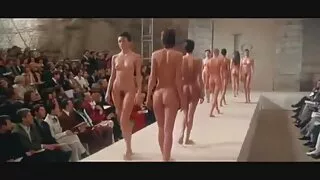 এই বহিরাগত কোদাল একট ...